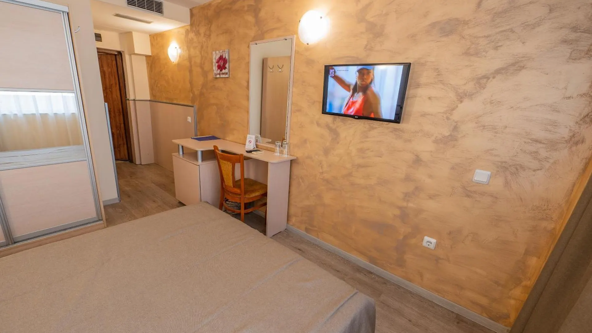 Family Hotel Gran Ivan Varna 3*,  Bulgaria